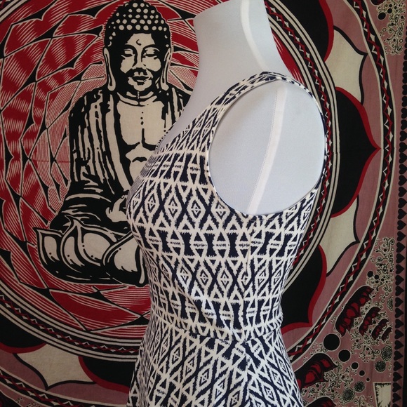 Divided Geometric Print Black & White Skater Dress - Picture 6 of 7